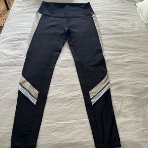 Alo Yoga Elevate Leggings